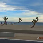 La Vermeille De Barcares Et Son - La En Groupe A La Plage- 19 Pers Le Barcarès