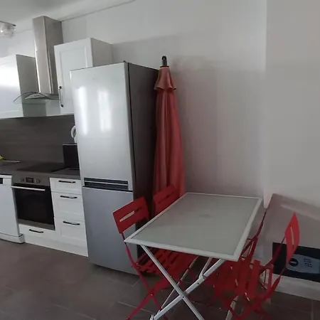 Tatil Evi La Vermeille De Barcares Et Son - La En Groupe A La Plage- 19 Pers *