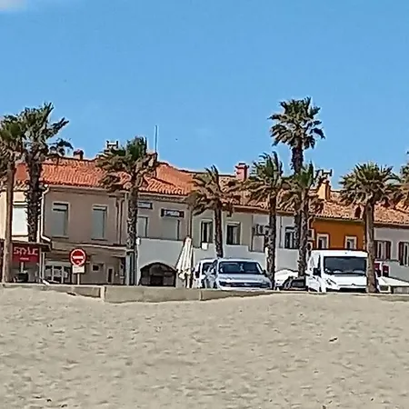 La Vermeille De Barcares Et Son - La En Groupe A La Plage- 19 Pers * Le Barcarès