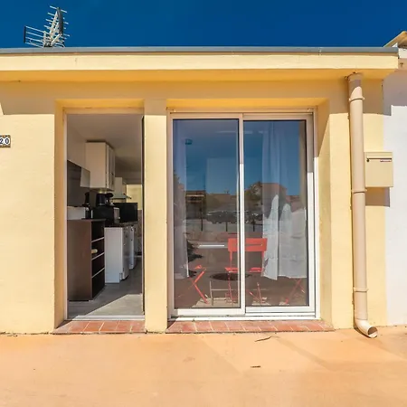 Tatil Evi La Vermeille De Barcares Et Son - La En Groupe A La Plage- 19 Pers
